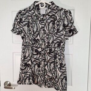 Cute black and white top Fred David size small